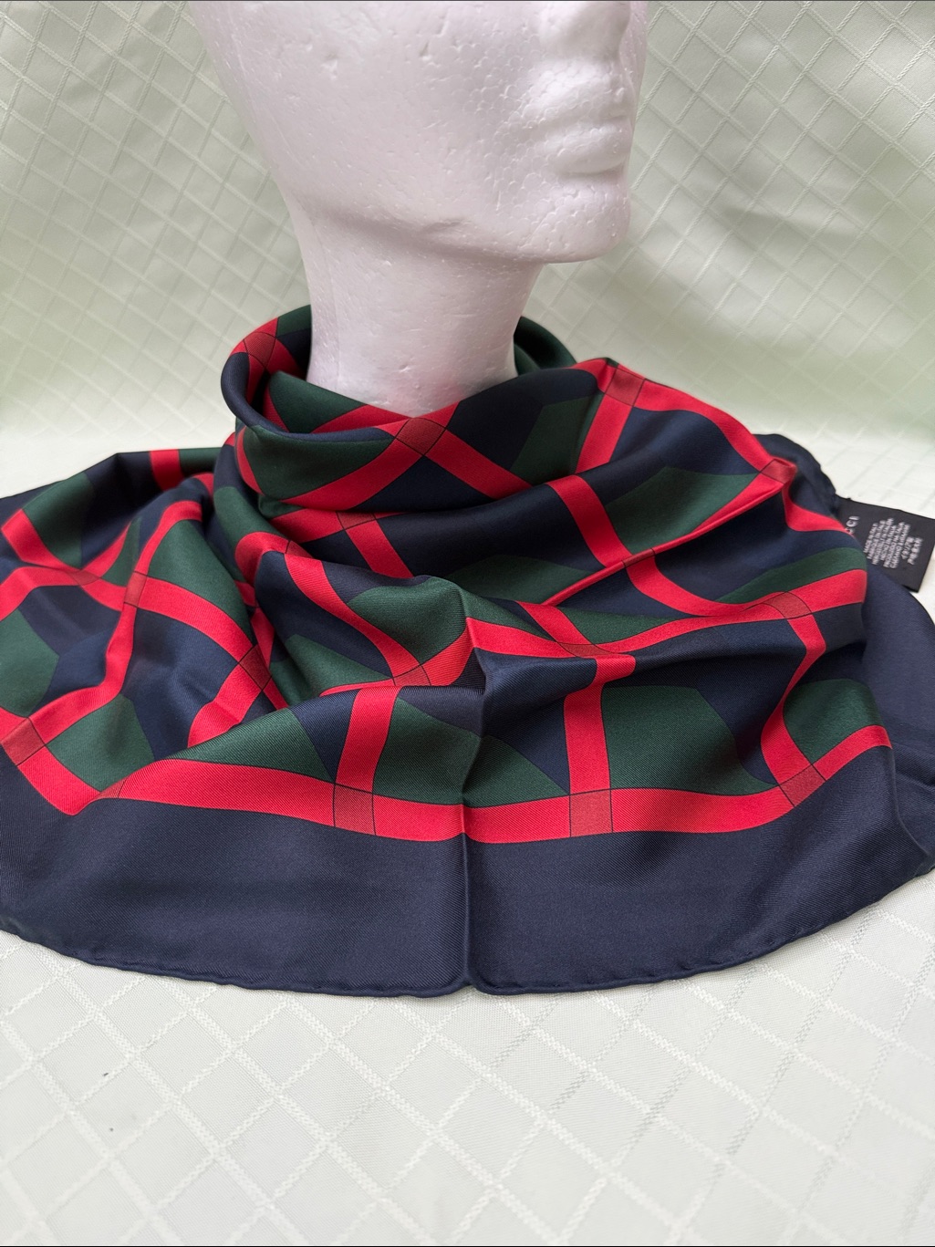 New RedGreenNavy Blue Gucci Silk Scarf